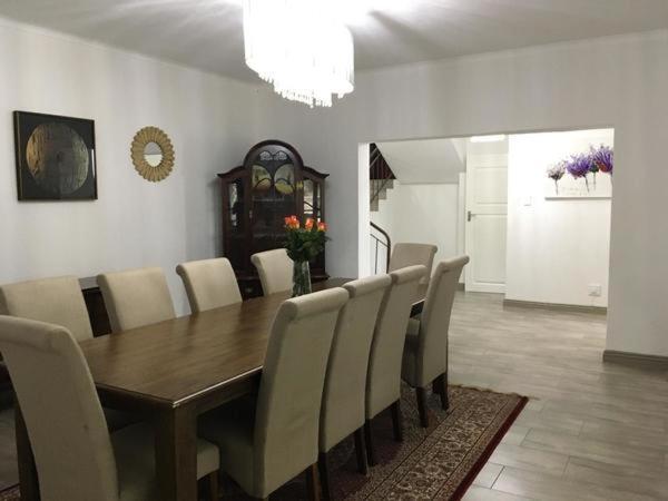 Calla Lily Guesthouse Mbombela Ngoại thất bức ảnh