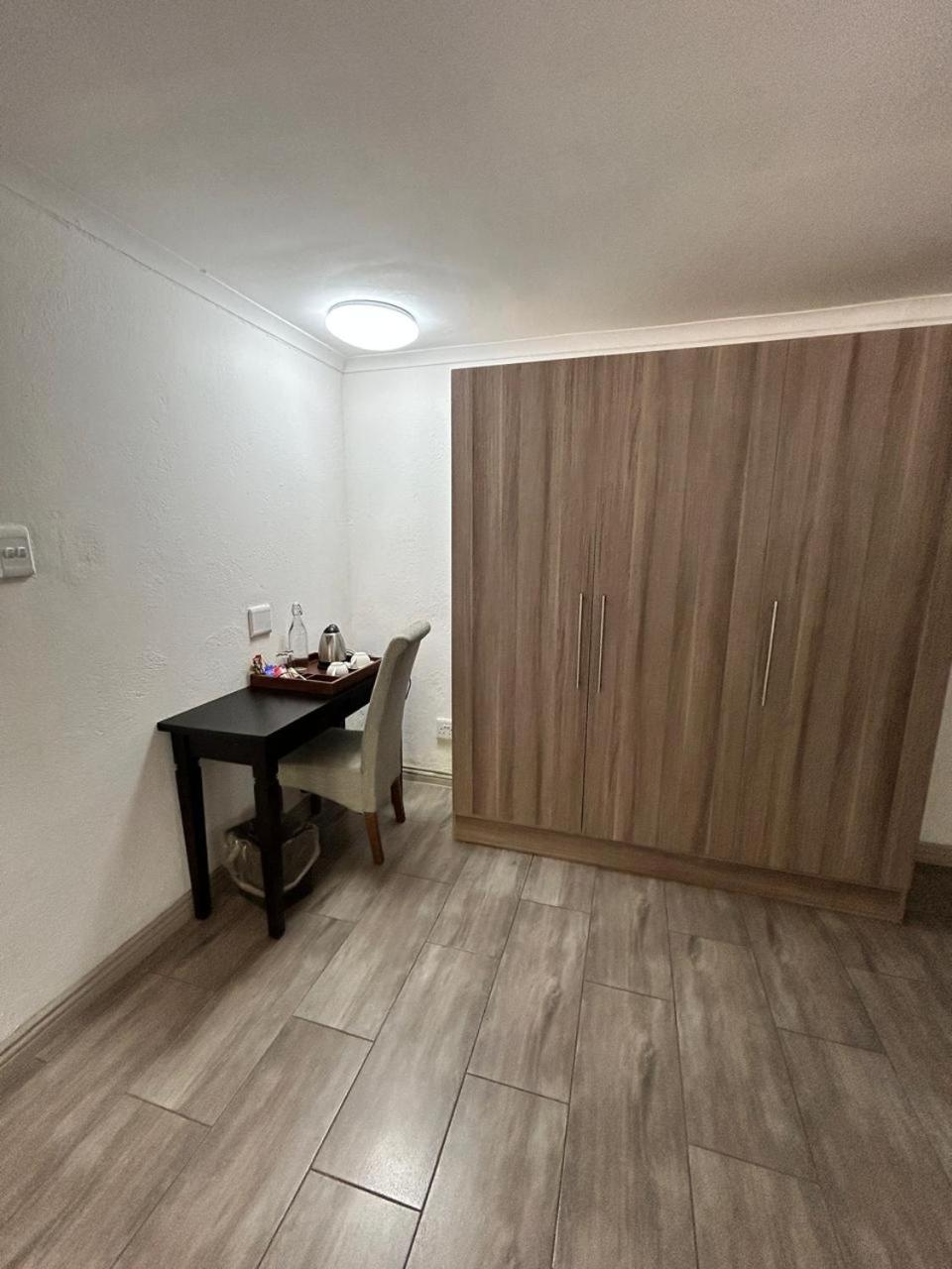 Calla Lily Guesthouse Mbombela Ngoại thất bức ảnh