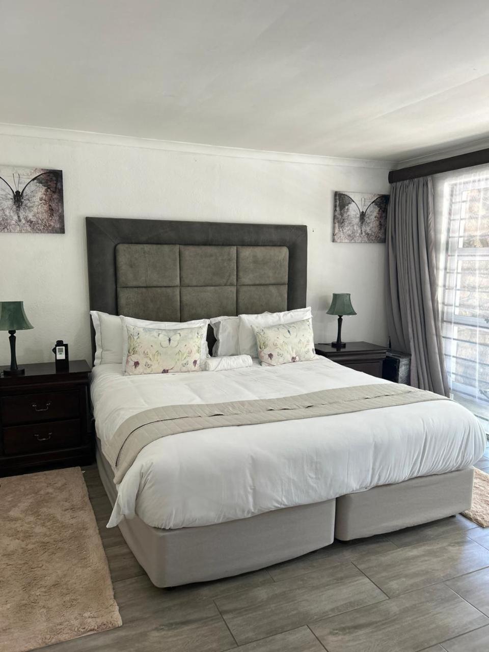 Calla Lily Guesthouse Mbombela Ngoại thất bức ảnh