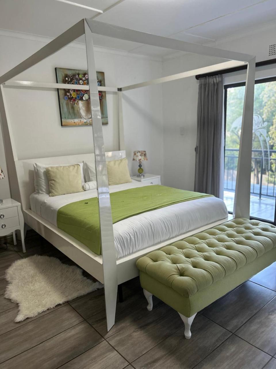 Calla Lily Guesthouse Mbombela Ngoại thất bức ảnh