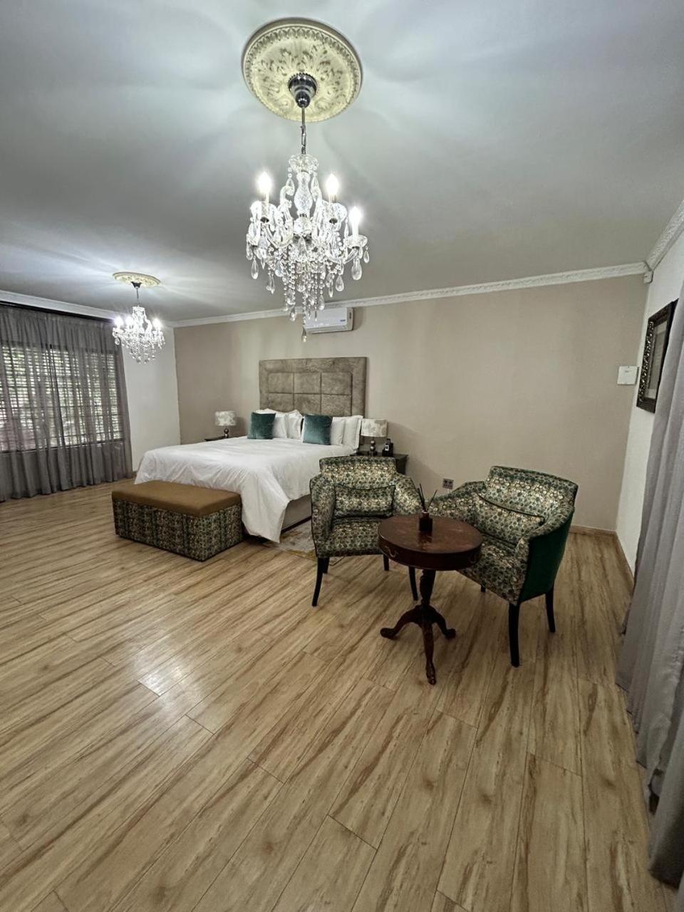 Calla Lily Guesthouse Mbombela Ngoại thất bức ảnh