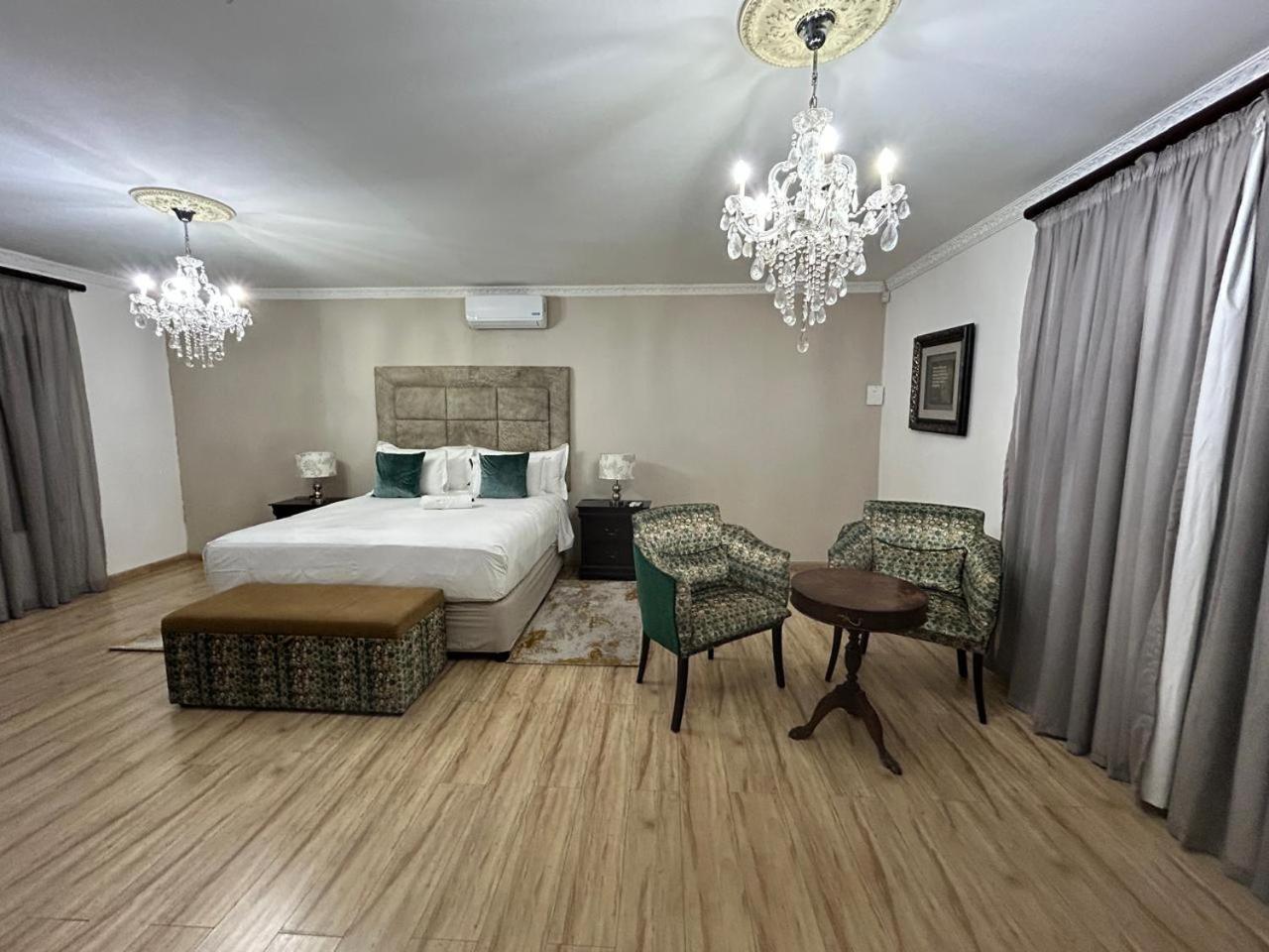 Calla Lily Guesthouse Mbombela Ngoại thất bức ảnh